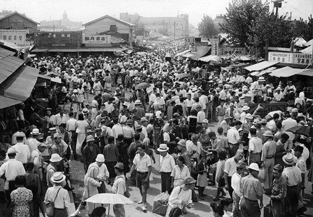 чёрный рынок Синдзюку 1945 yamiichi Токио